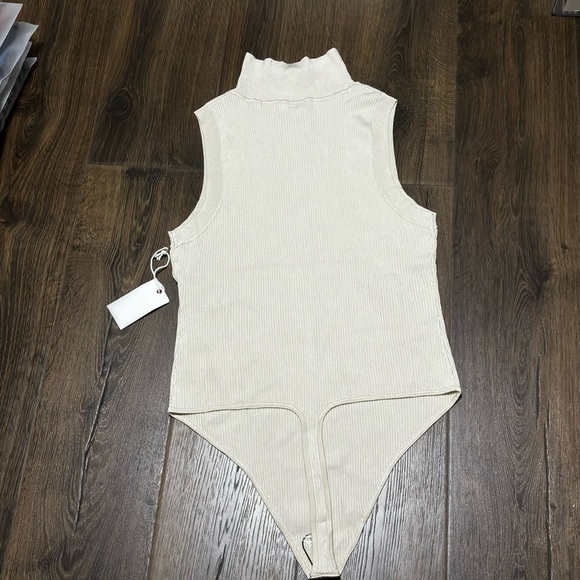 Good American ribbed cream turtleneck thong body suit XXL NEW - Picture 10 of 10